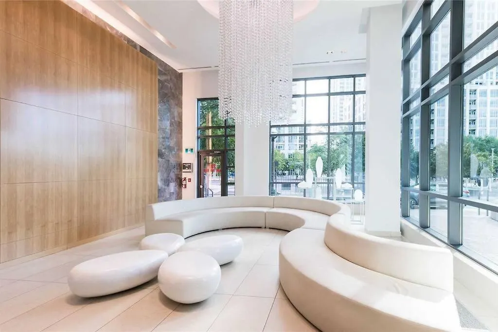 Appartement Lakeview Condo In Downtown With Free Parking. Toronto Canada