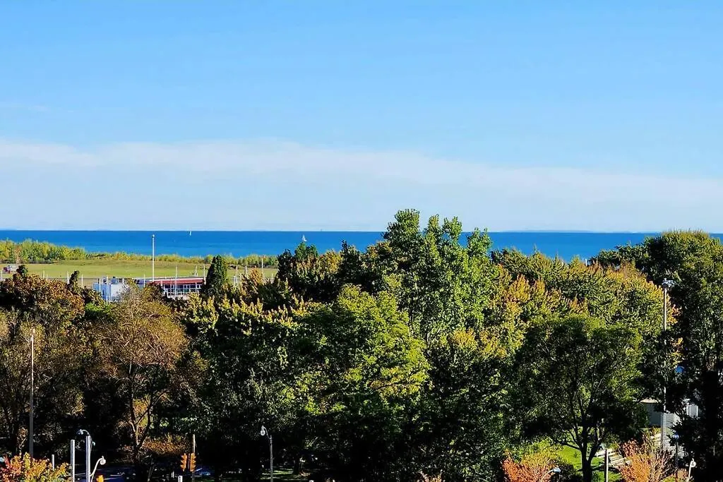 Appartement Lakeview Condo In Downtown With Free Parking. Toronto